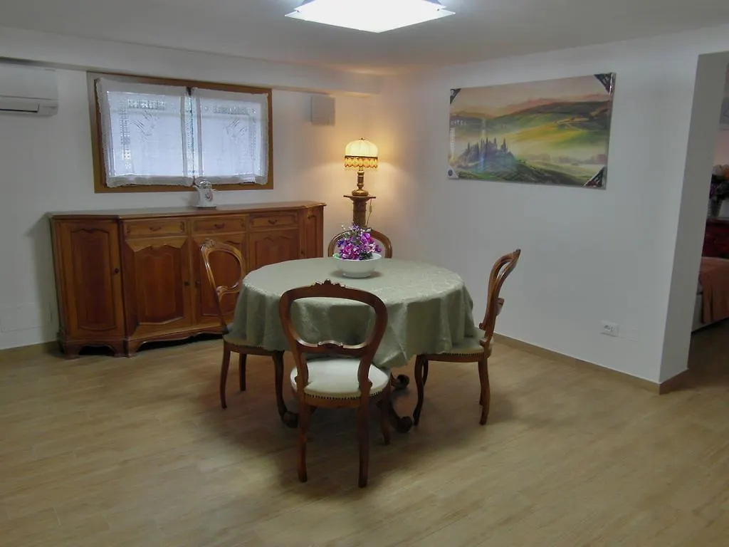 La Casa Di Nila Apartment Pisa