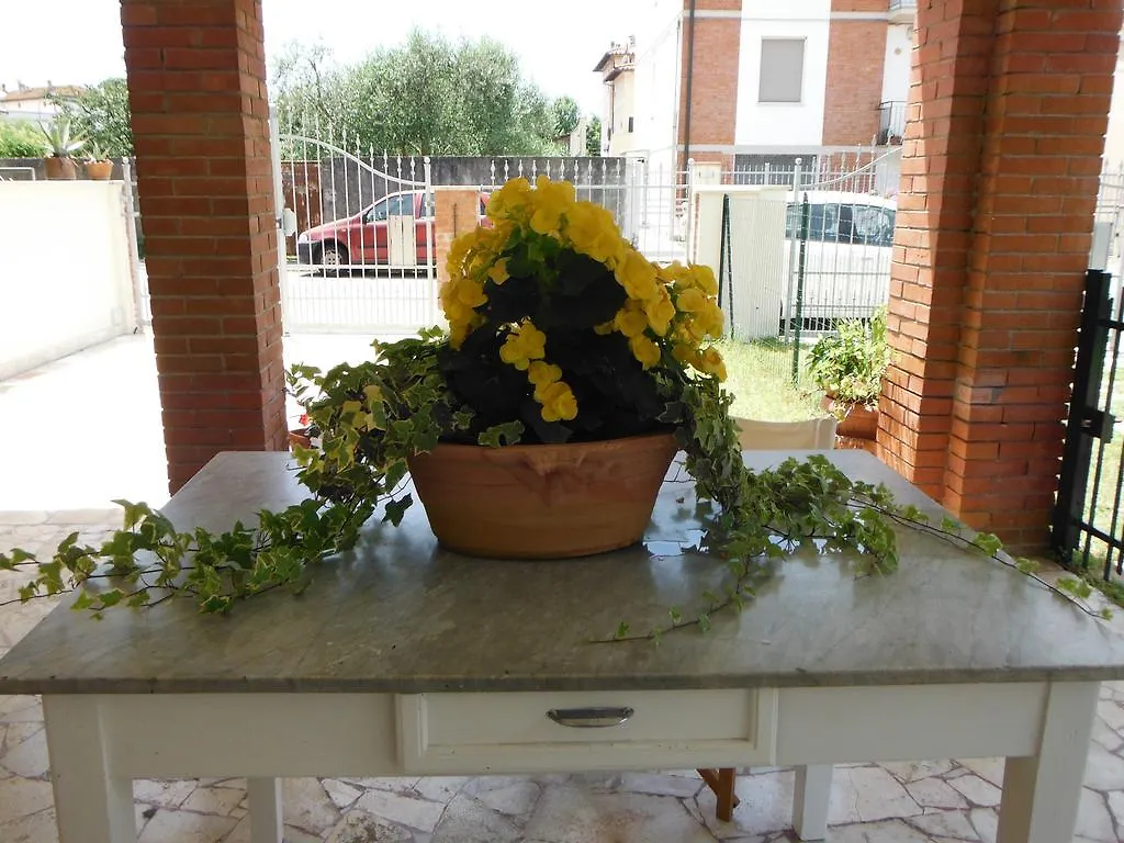 Apartament La Casa Di Nila Piza Włochy