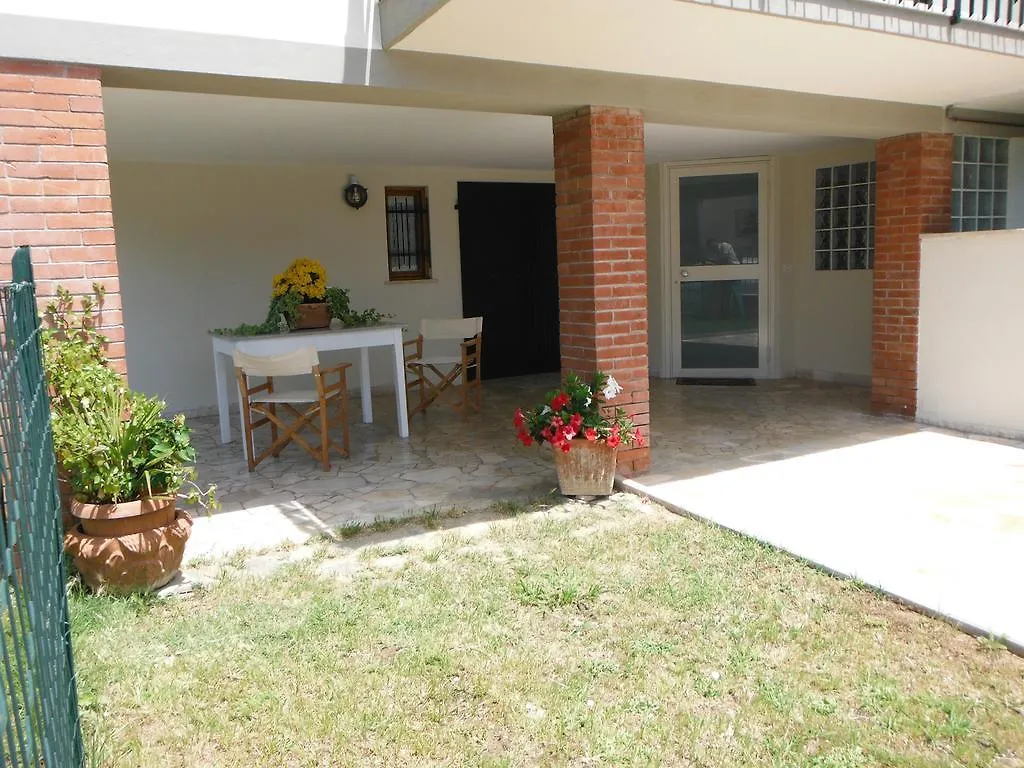 Apartament La Casa Di Nila Piza 0*,  Włochy