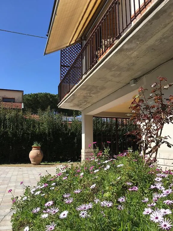 Apartament La Casa Di Nila Piza 0*,